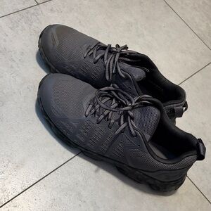 Under Armour Men's Athletic Sneakers in Charcoal/Black